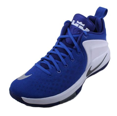 Nike men's basketball shoes